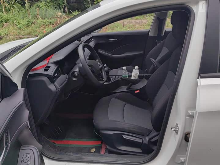 Roewe i5, 2025 — фото 9 из 9