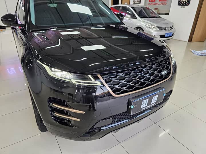 Land Rover Range Rover Evoque L, 2024 — фото 3 из 9