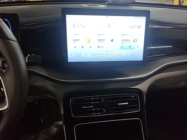BYD Qin Plus, 2023 — фото 9 из 9