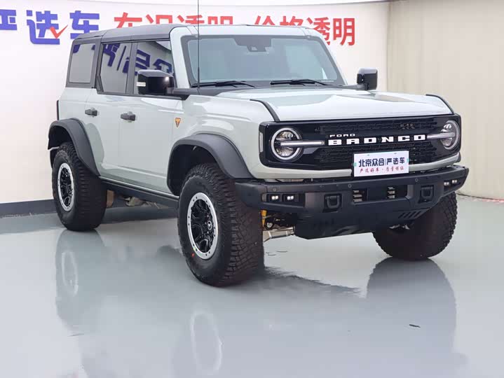 Ford Bronco, 2024 — фото 2 из 9