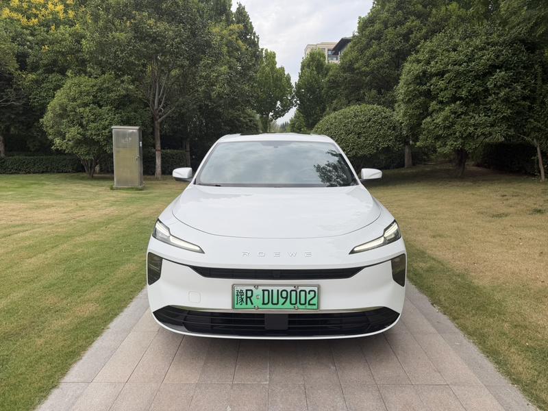Roewe D6, 2025 — купить в Москве под ключ
