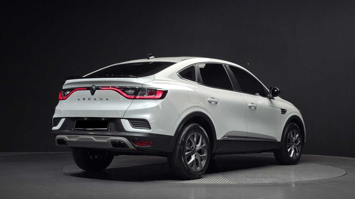 Renault Arkana, 2024 — фото 2 из 12