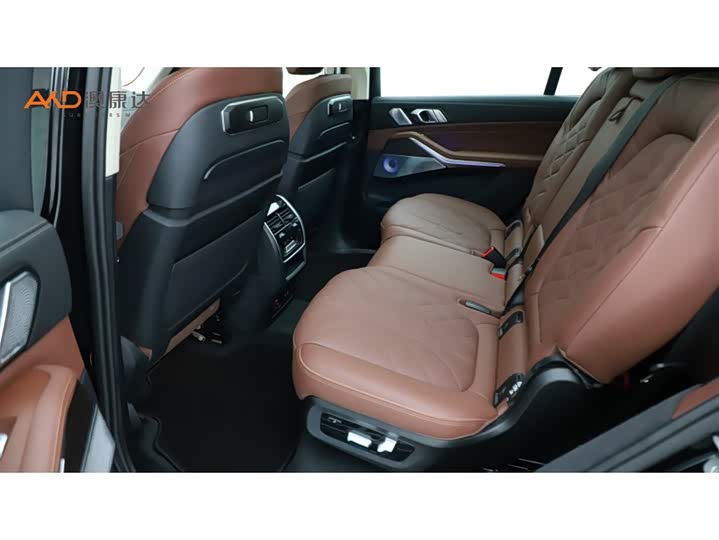 BMW X7, 2024 — фото 7 из 9