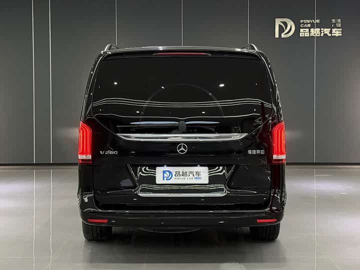 Mercedes-Benz V-Class, 2022 — фото 4 из 9