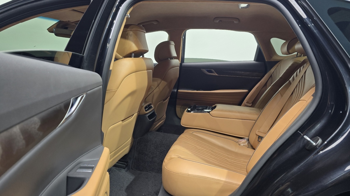 Genesis G80, 2022 — фото 11 из 12