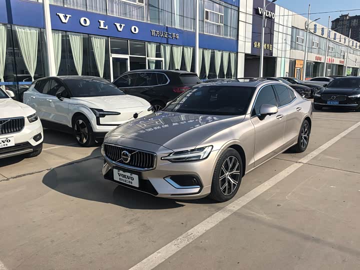 Volvo S60, 2023 — купить в Чебоксарах под ключ