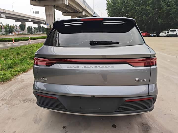 BYD Song Pro Hybrid, 2024 — фото 6 из 9