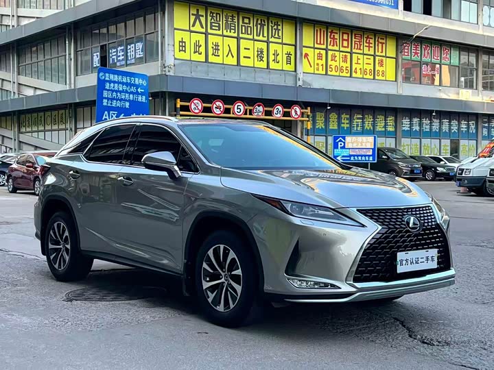 Lexus RX, 2022 — фото 3 из 9