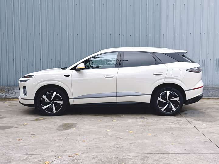 BYD Sea Lion 06 Hybrid/EV, 2025 — фото 2 из 9