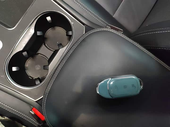 LiXiang One, 2021 — фото 9 из 9
