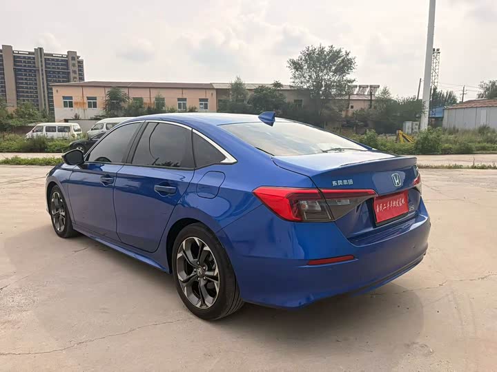 Honda Civic, 2022 — фото 7 из 9