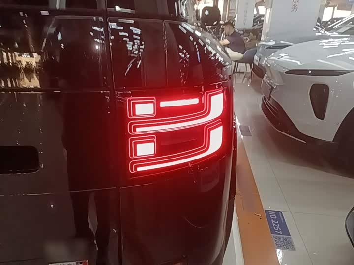 BYD FangChengBao Titanium 7 (Tai 7), 2025 — фото 8 из 9