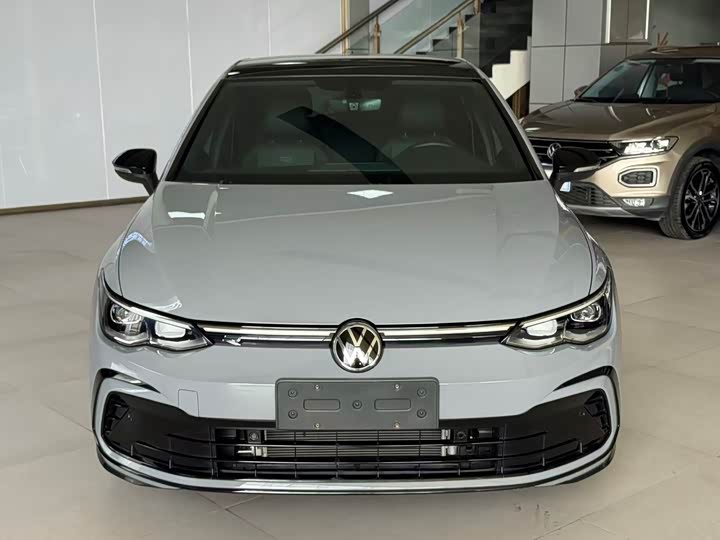 Volkswagen Golf, 2023 — фото 2 из 9