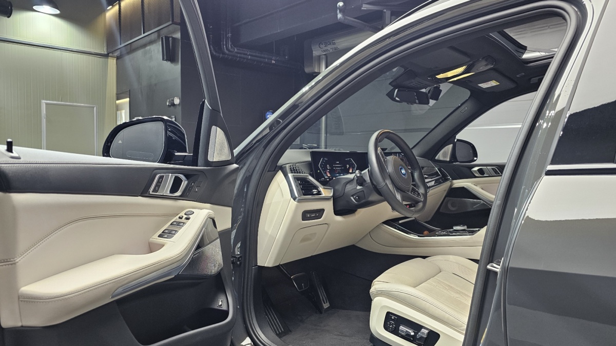 BMW X5, 2024 — фото 10 из 12