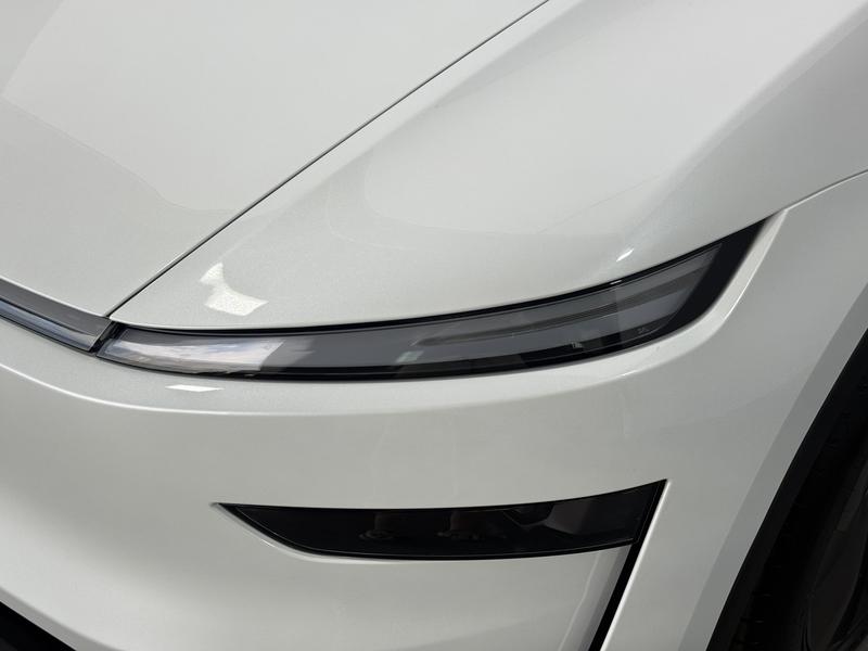 Tesla Model Y, 2025 — фото 9 из 12