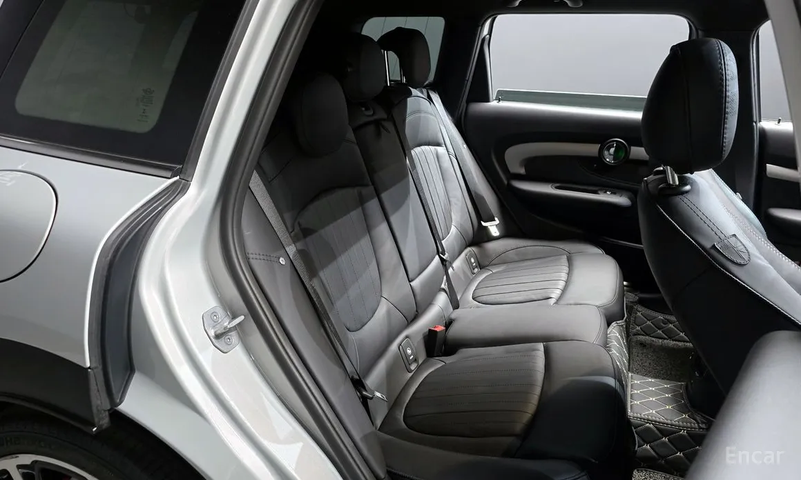 Mini Clubman, 2022 — фото 11 из 12
