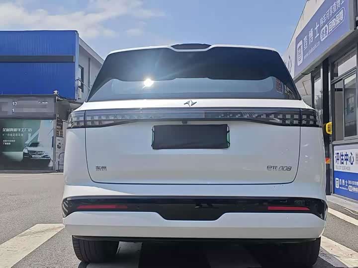 Dongfeng Yipai eπ 008, 2024 — фото 4 из 9