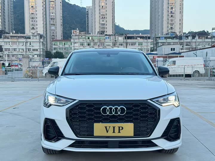 Audi Q3 Sportback, 2021 — фото 2 из 9