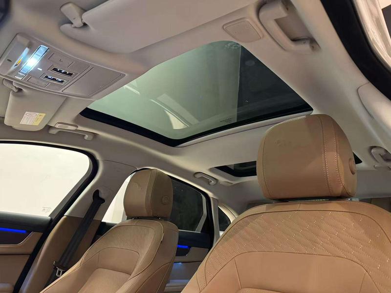 Jaguar XF L, 2025 — фото 11 из 12