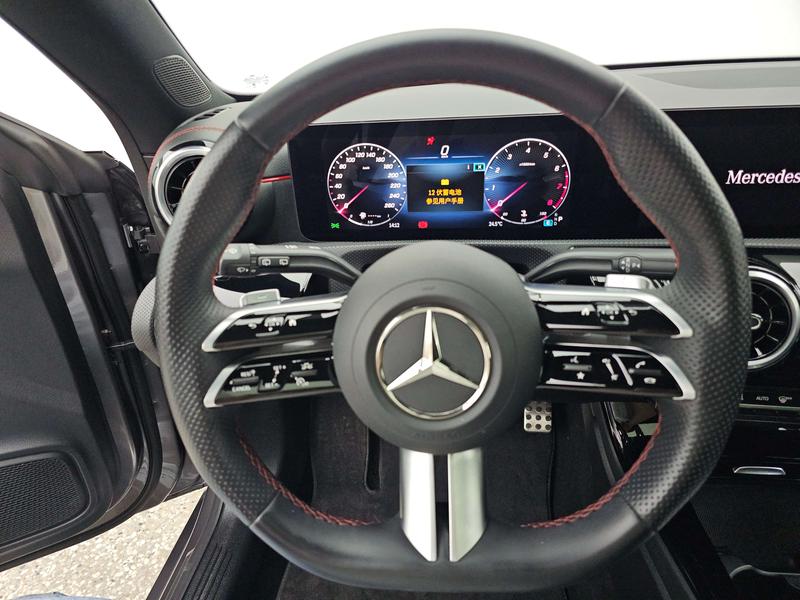 Mercedes-Benz CLA-Class, 2023 — фото 8 из 12