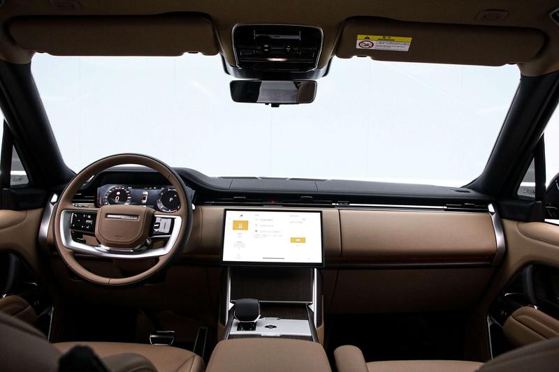 Land Rover Range Rover, 2025 — фото 6 из 12