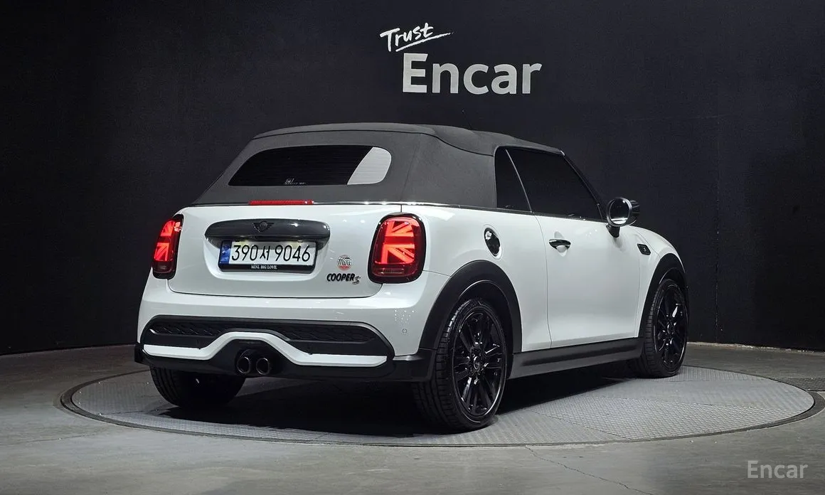 Mini Cooper Convertible, 2024 — фото 2 из 12