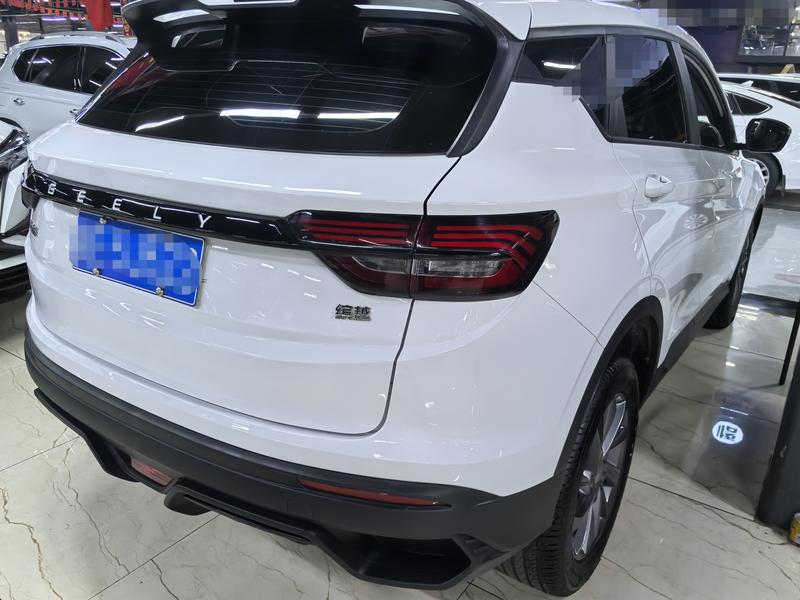 Geely Coolray, 2024 — фото 5 из 9