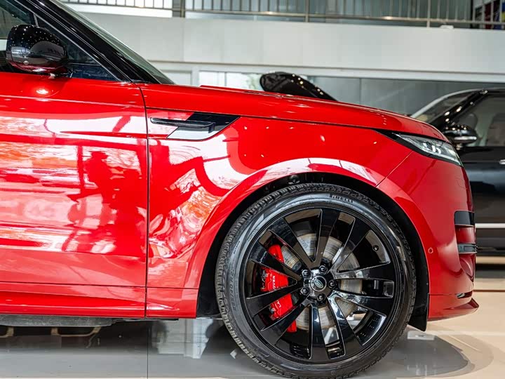 Land Rover Range Rover Sport Hybrid, 2024 — фото 5 из 9