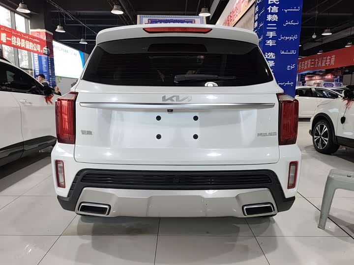 Kia Sportage GT-line, 2023 — фото 8 из 9