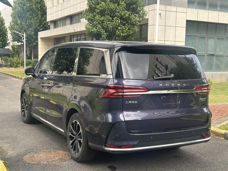 Roewe iMax 8, 2022 — фото 4 из 12