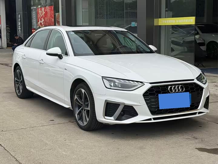 Audi A4L, 2023 — фото 3 из 7