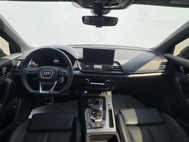 Audi Q5L, 2024 — фото 9 из 12