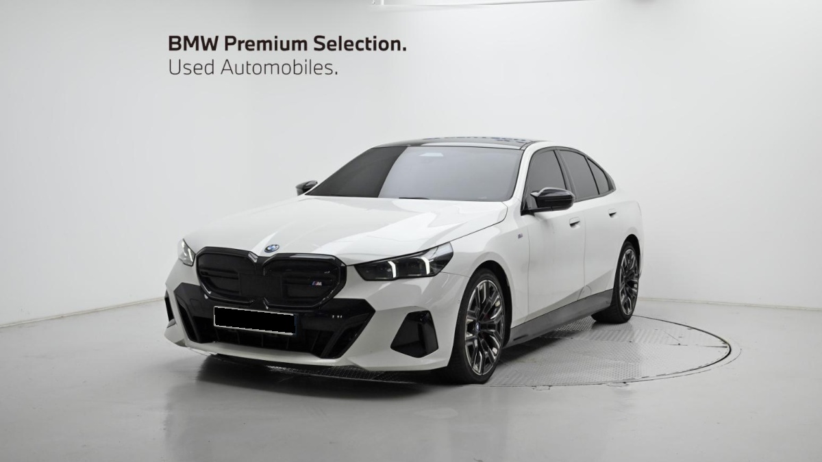 BMW i5, 2023 — купить в Костроме под ключ