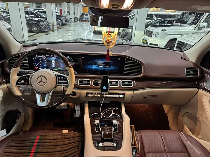 Mercedes-Benz Maybach GLS, 2022 — фото 5 из 9