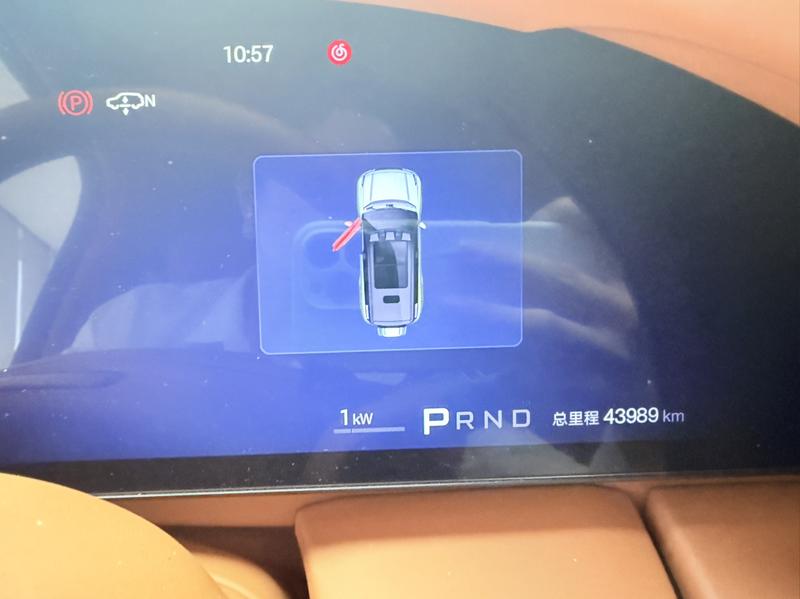 BYD Yangwang U8, 2023 — фото 6 из 12