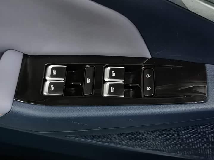 Geely Geometry E Firefly, 2022 — фото 9 из 9