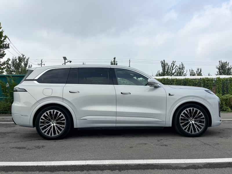 Changan Deepal S09, 2025 — фото 8 из 12