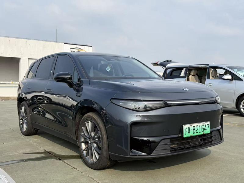 Leapmotor C10, 2024 — фото 3 из 12