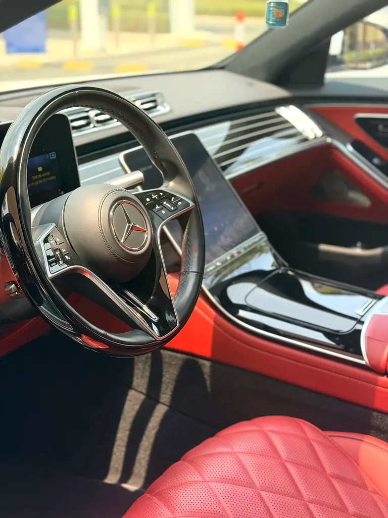Mercedes-Benz S-Class, 2024 — фото 7 из 10