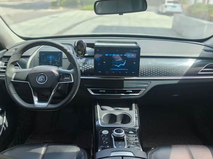 BYD Qin Plus, 2023 — фото 5 из 7