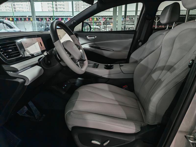 BYD Sea Lion 06 Hybrid/EV, 2025 — фото 9 из 12