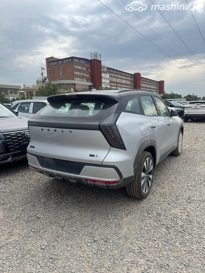 Geely Atlas, 2025 — фото 2 из 2