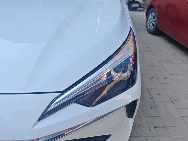 Roewe i5, 2023 — фото 5 из 9