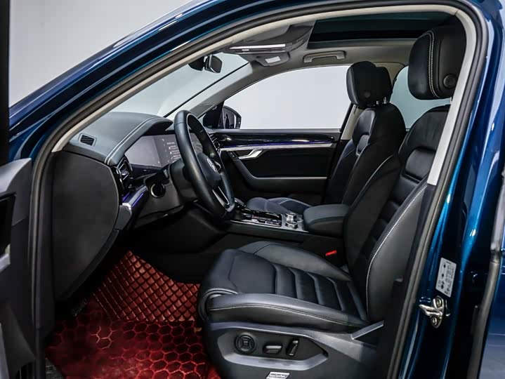 Volkswagen Touareg, 2023 — фото 9 из 9