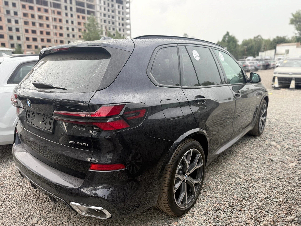 BMW X5, 2026 — фото 2 из 8