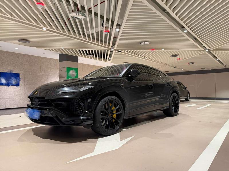 Lamborghini Urus, 2024 — купить в Иванове под ключ