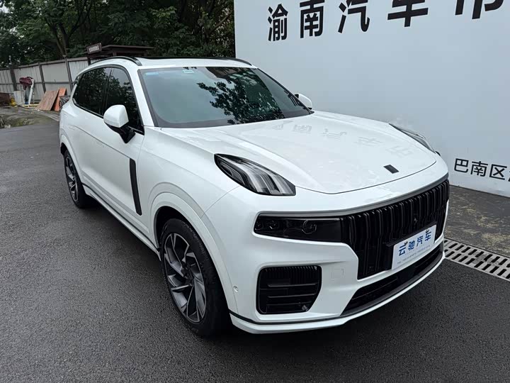 Lynk & Co 09 EM-P Hybrid, 2024 — фото 3 из 9