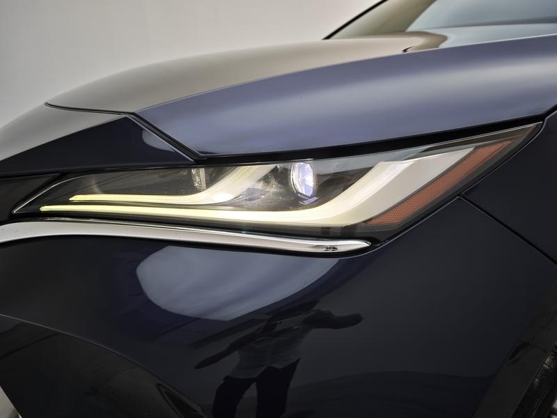 Toyota Harrier, 2023 — фото 9 из 12