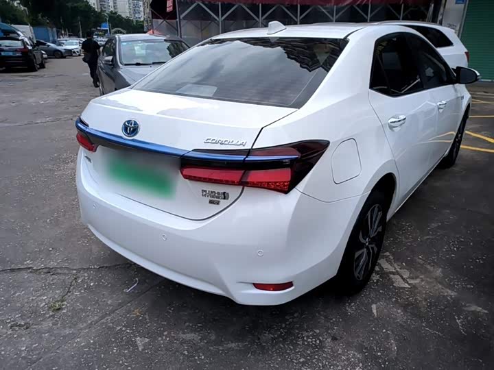 Toyota Corolla Hybrid, 2022 — фото 7 из 9