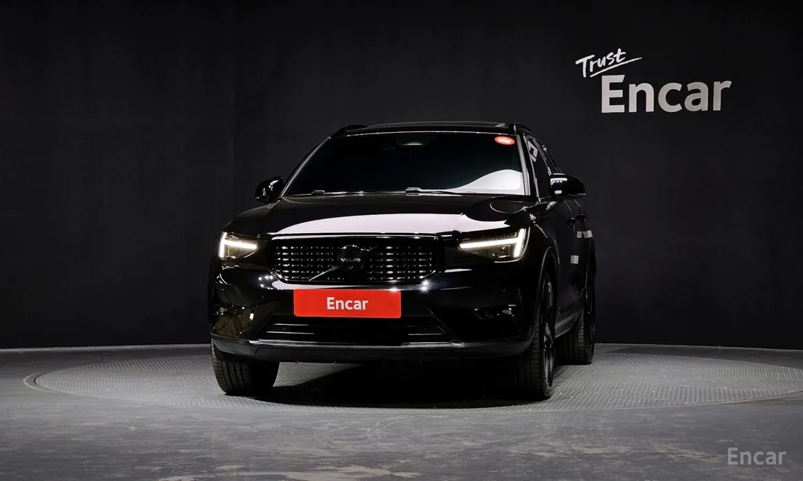 Volvo XC40, 2025 — фото 3 из 12